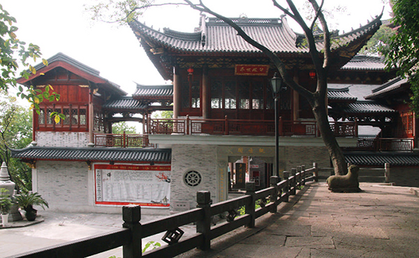 寺廟古建筑設(shè)計(jì)的傳統(tǒng)韻味與布局特色